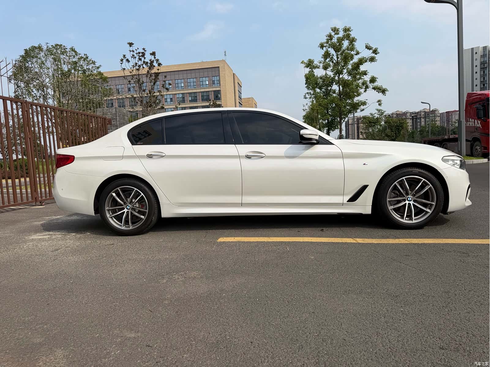 BMW 5 Series, 2018 14
