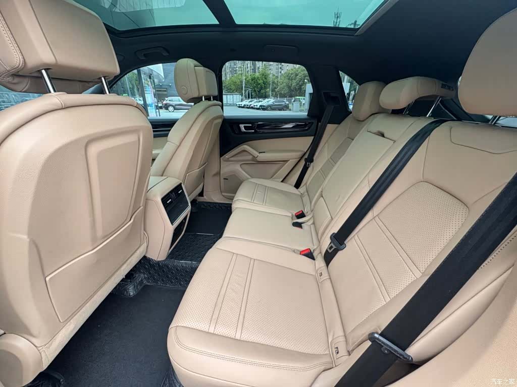 Porsche Cayenne, 2022 8