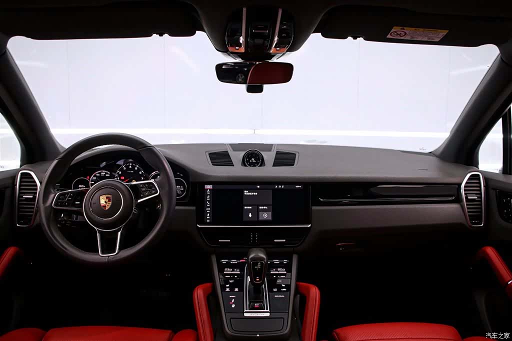 Porsche Cayenne, 2019 все фото