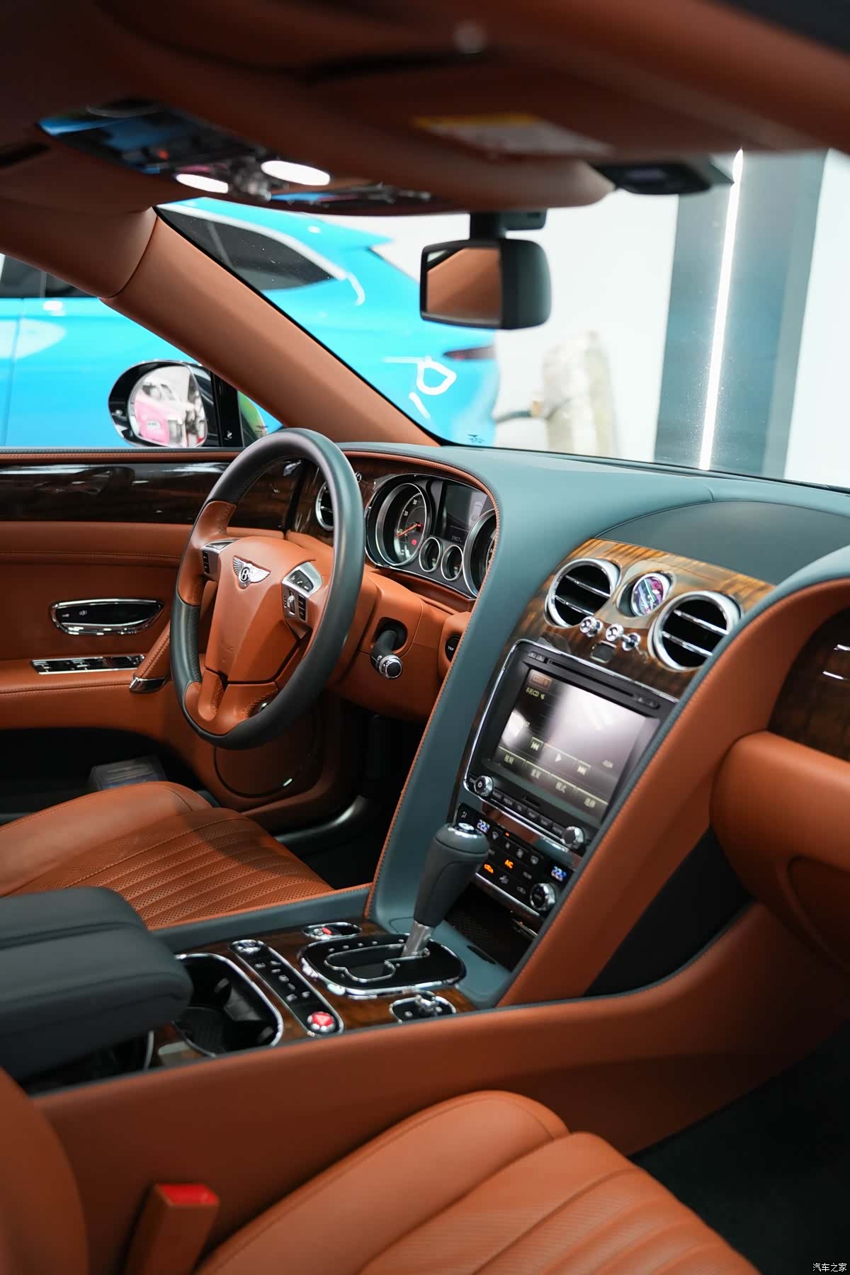 Bentley Flying Spur, 2018 6