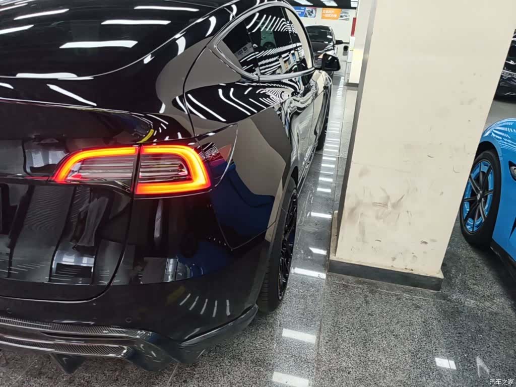Tesla Model Y, 2021 8