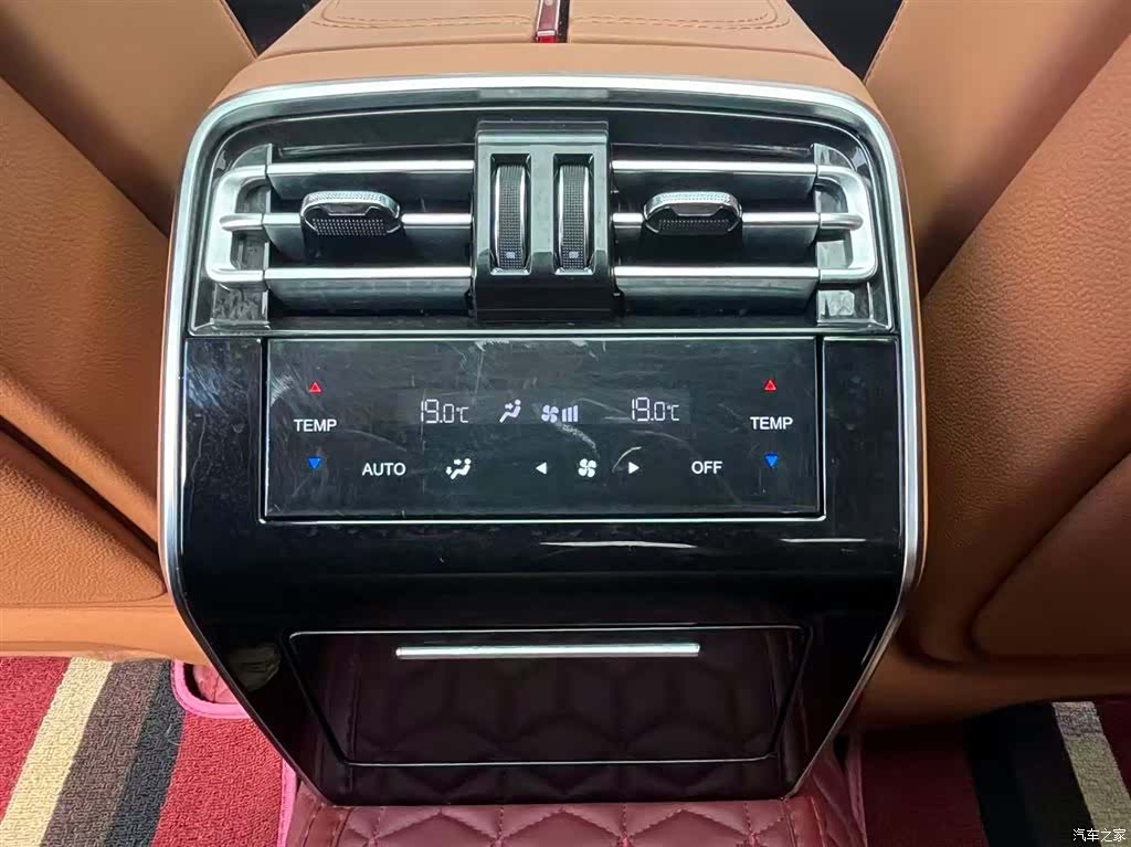 Hongqi H9, 2021 14