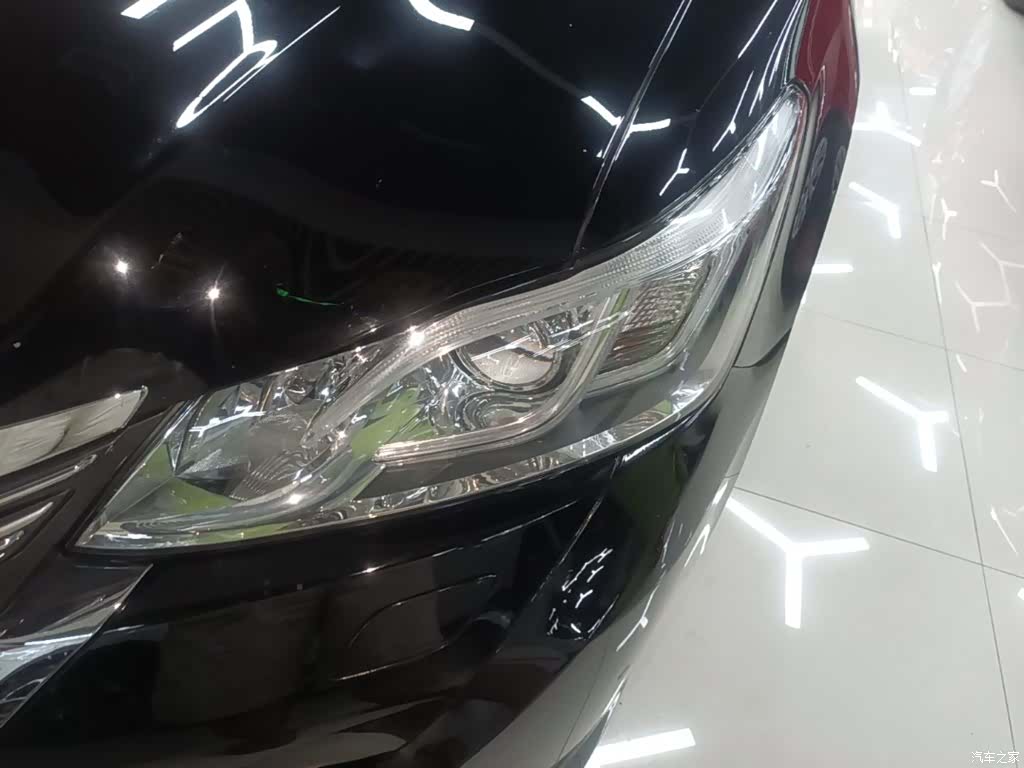 Toyota Crown, 2017 24