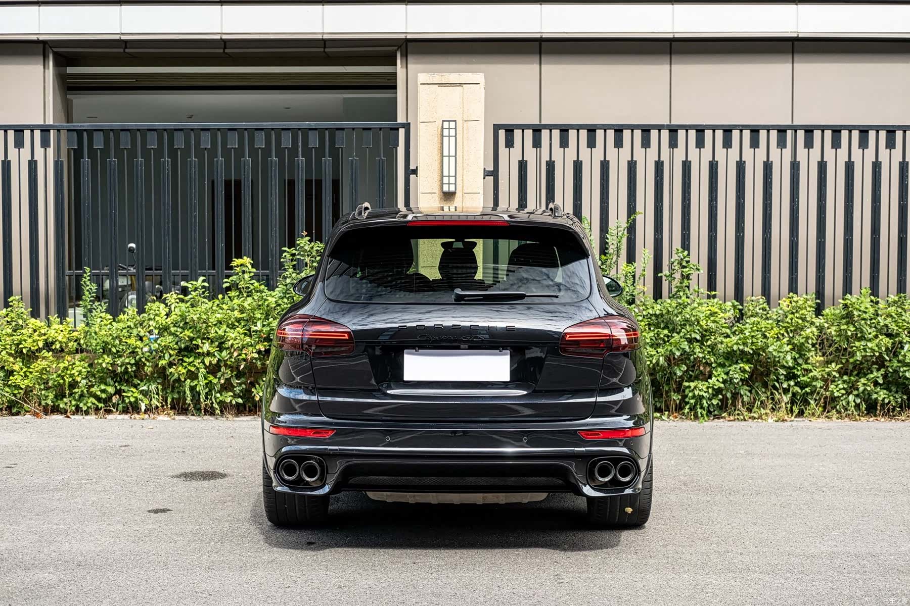 Porsche Cayenne, 2016 все фото