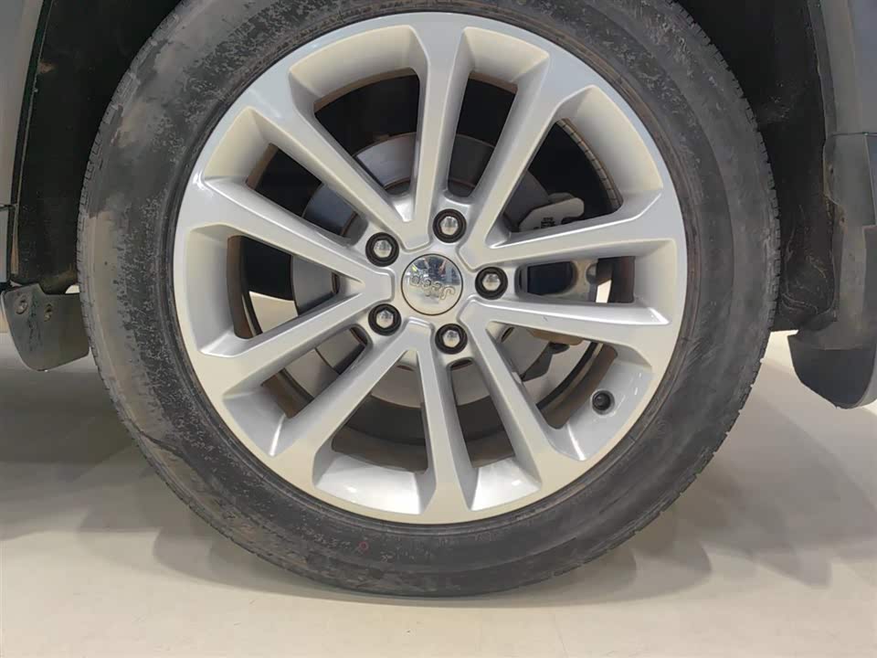 Jeep Grand Commander Jeep Grand Commander