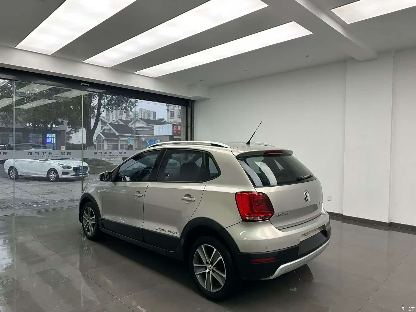 Volkswagen Polo, 2014 7