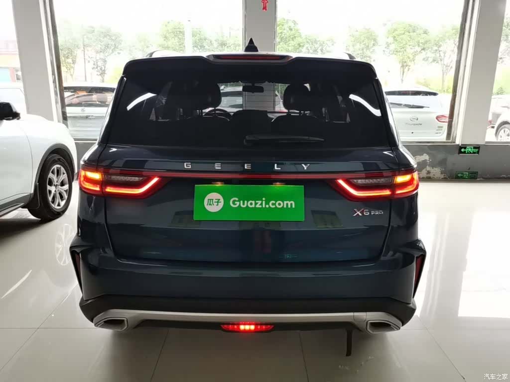 Geely X6, 2022 6