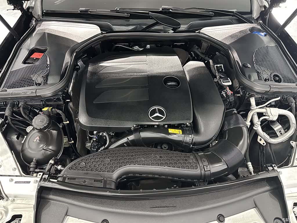 Mercedes-Benz E-Class, 2023 8