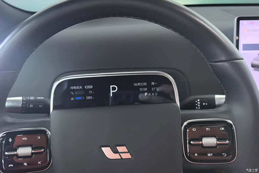 Li Auto L8, 2025 14