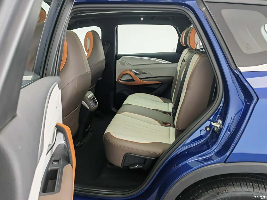 BYD Song, 2022 15