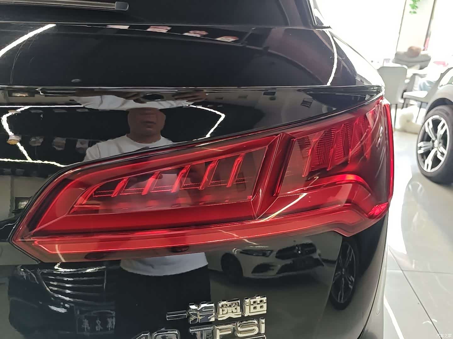 Audi Q5L, 2019 6