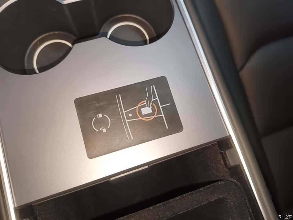 Tesla Model Y, 2022 9