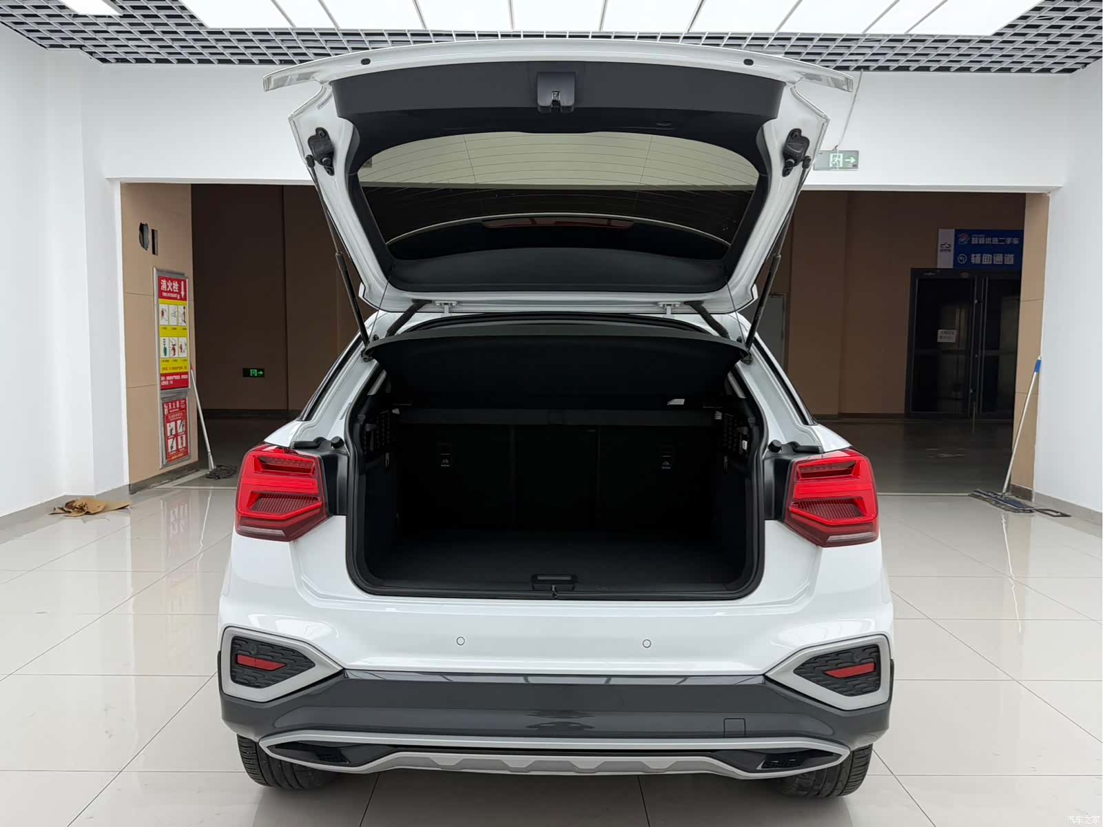 Audi Q2L, 2022 7