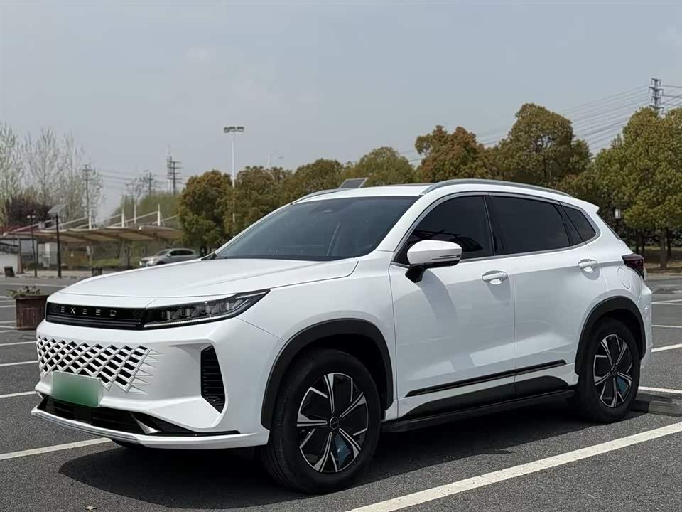 Exeed Chasing the wind C-DM