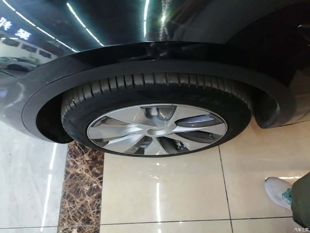 Tesla Model Y, 2022 23
