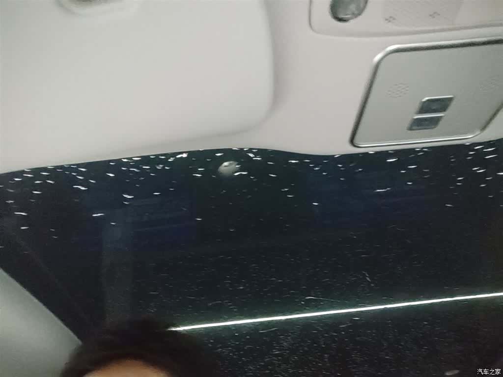 Tesla Model Y, 2023 18
