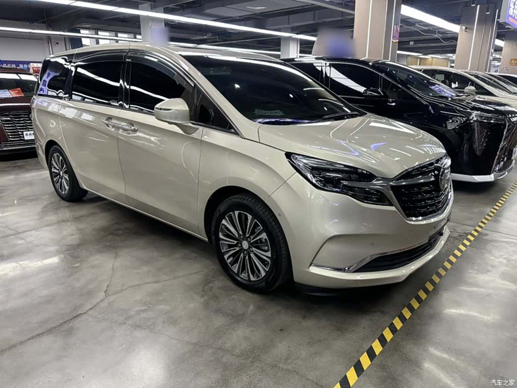 Buick GL8, 2021 4