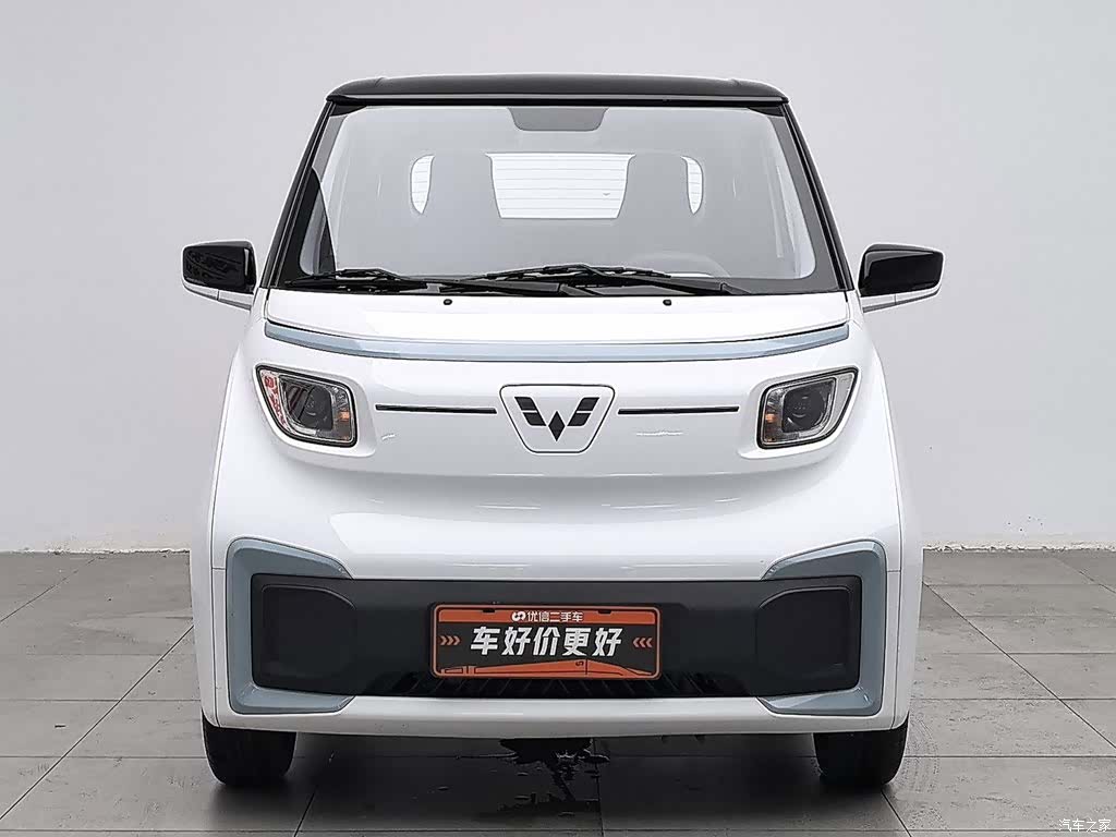 Wuling NanoEV, 2022 3