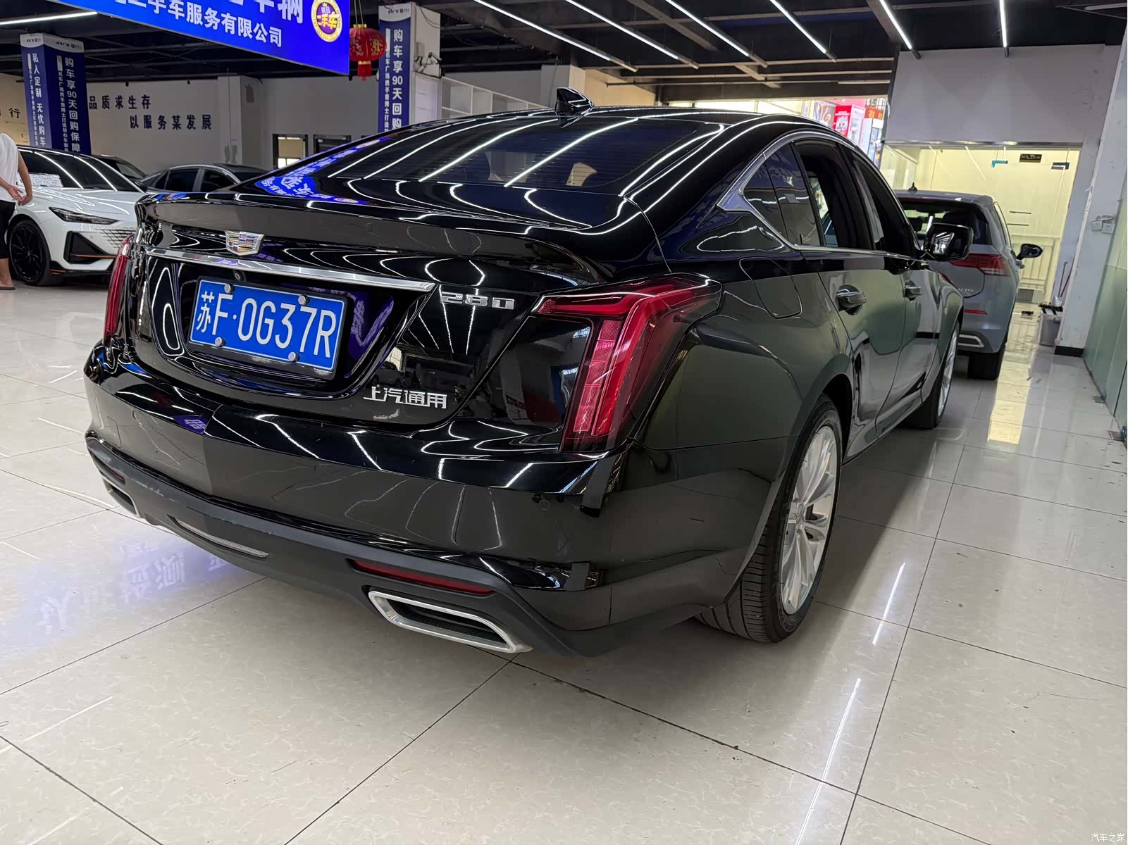 Cadillac CT5, 2021 все фото