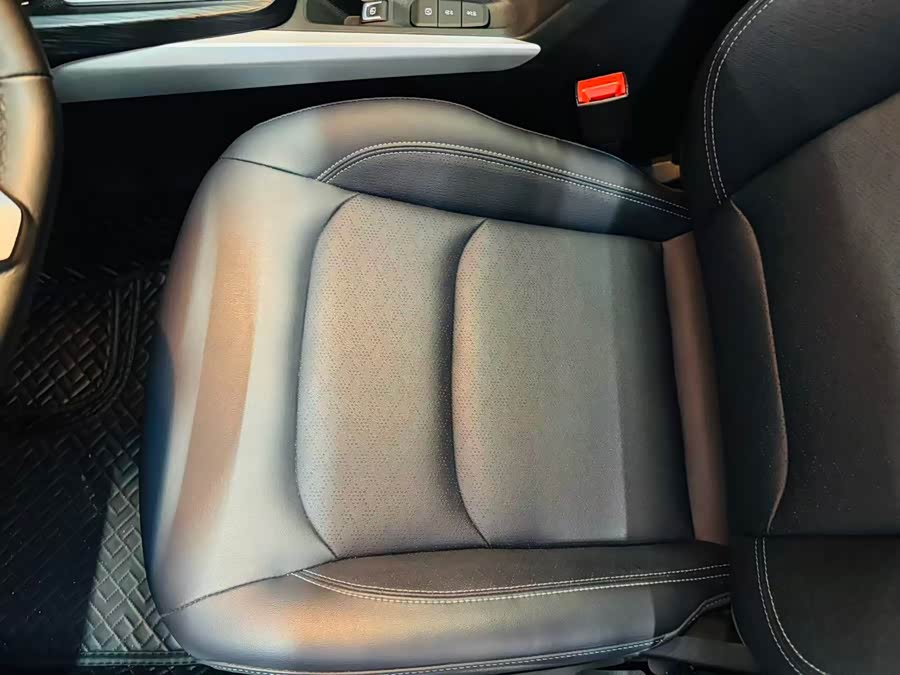 Chevrolet Corollo 2023, фото 13