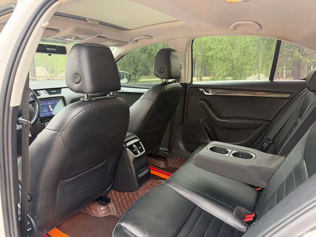 Skoda Octavia, 2016 6