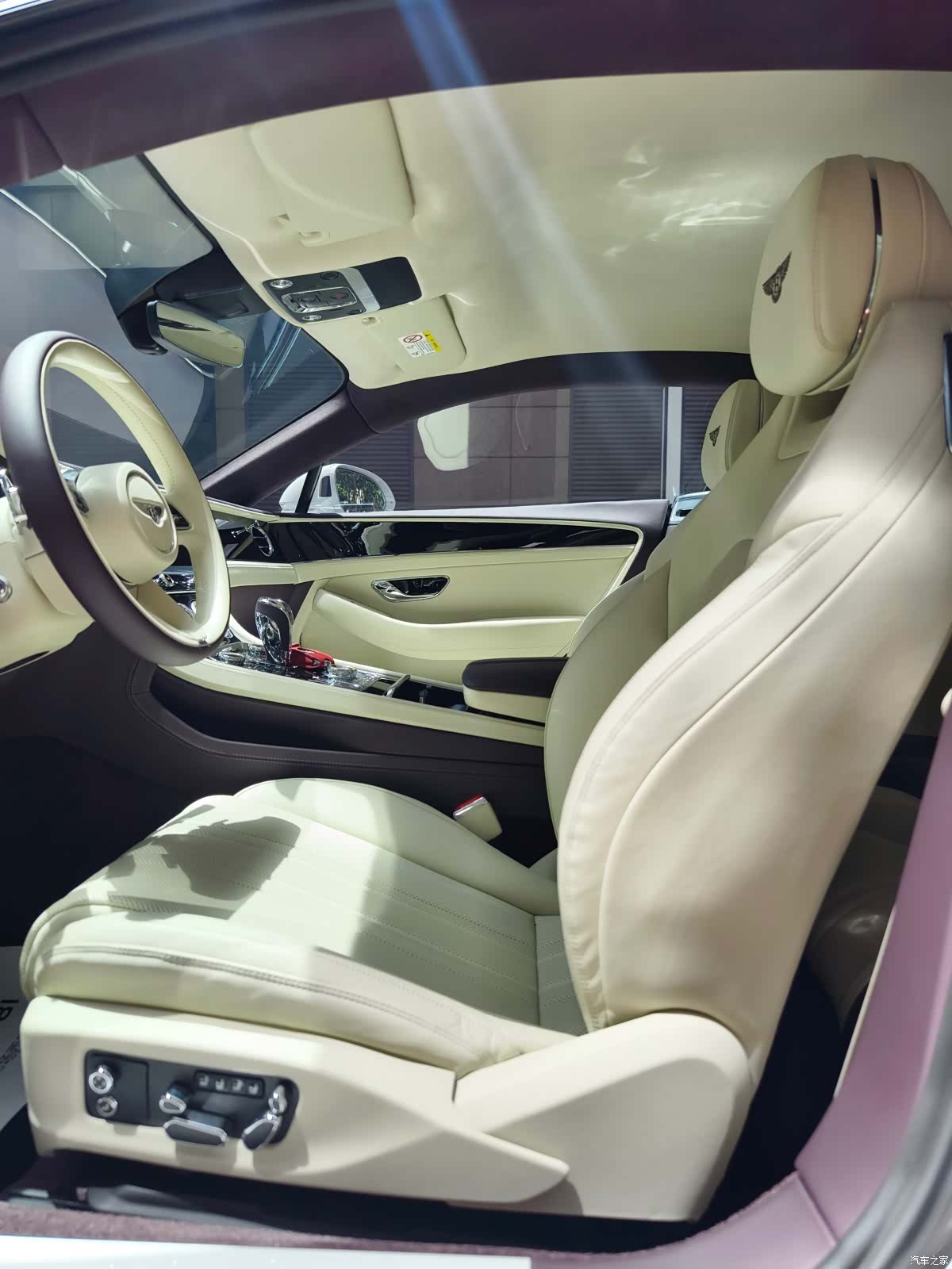 Bentley Continental GT, 2024 6