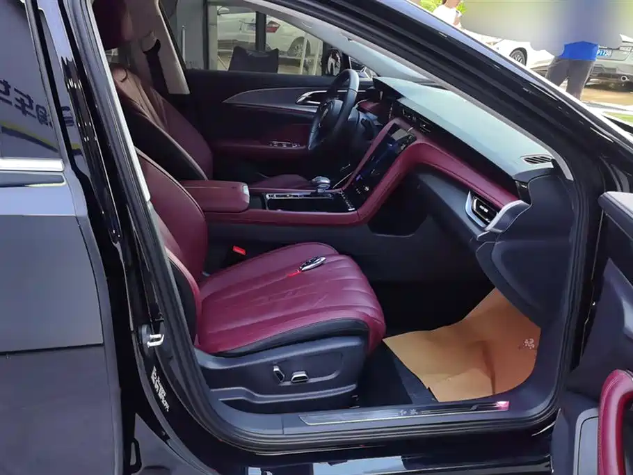 Hongqi H5 Hongqi H5