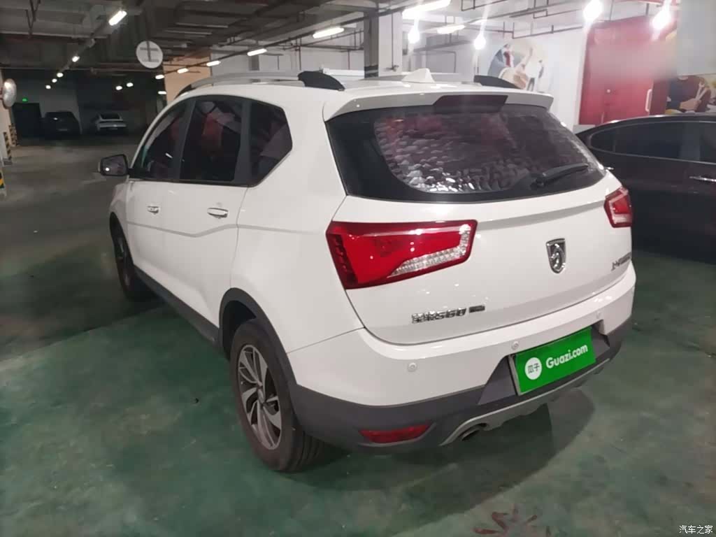 Wuling 560, 2016 все фото