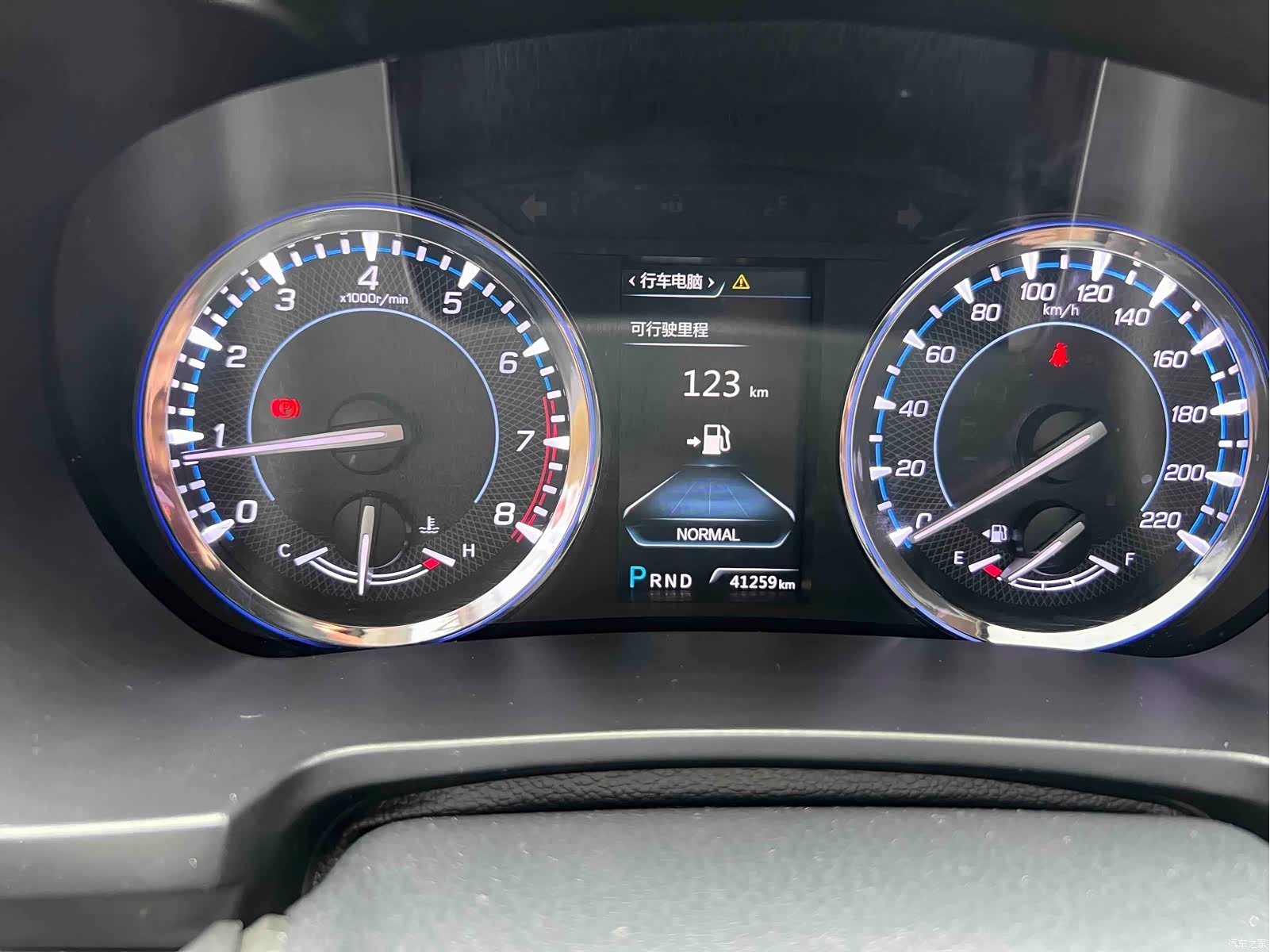 Changan CS95, 2018 13