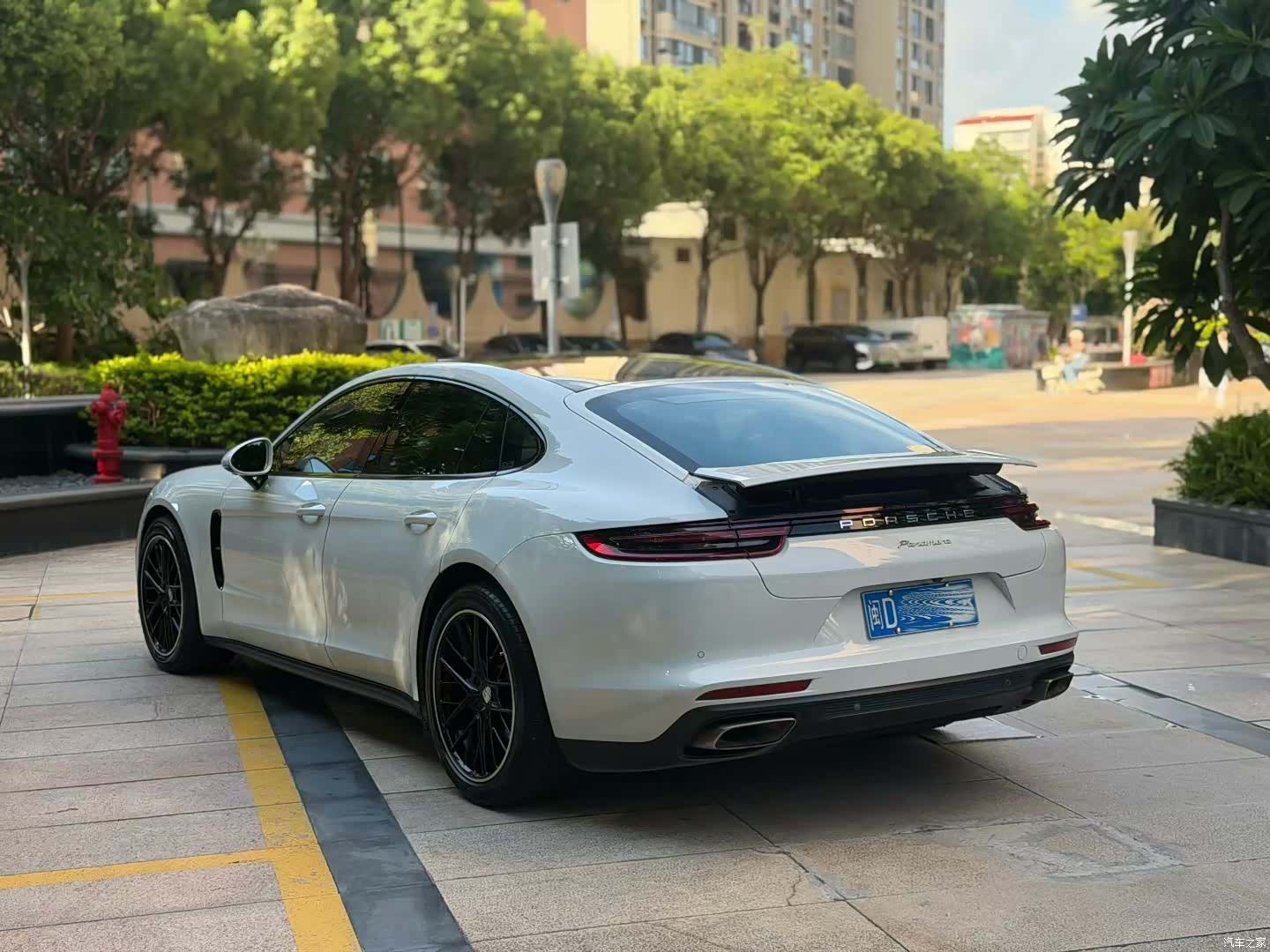 Porsche Panamera, 2017 9