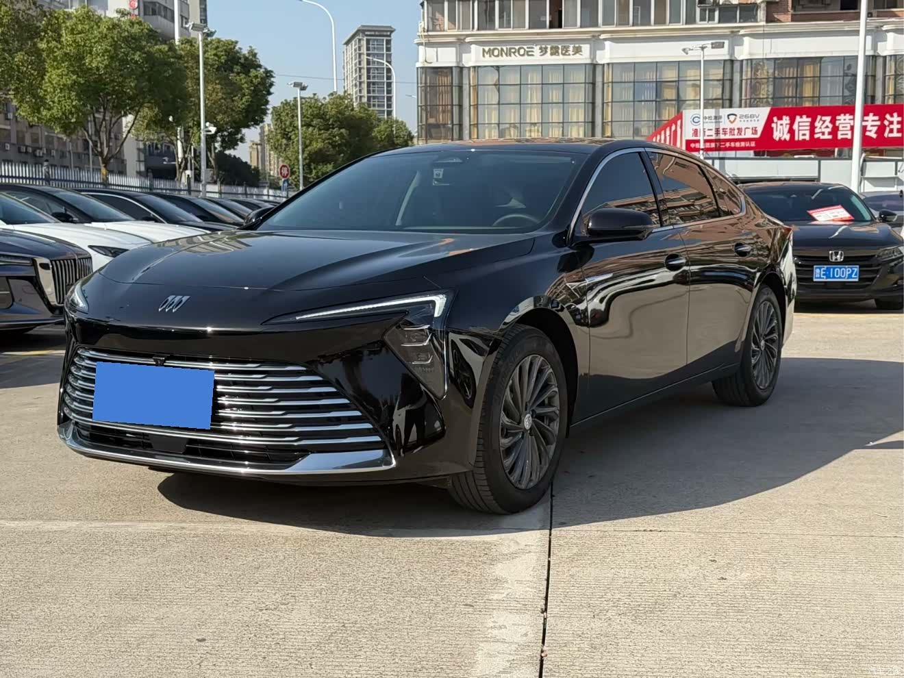 Buick LaCrosse, 2025 1