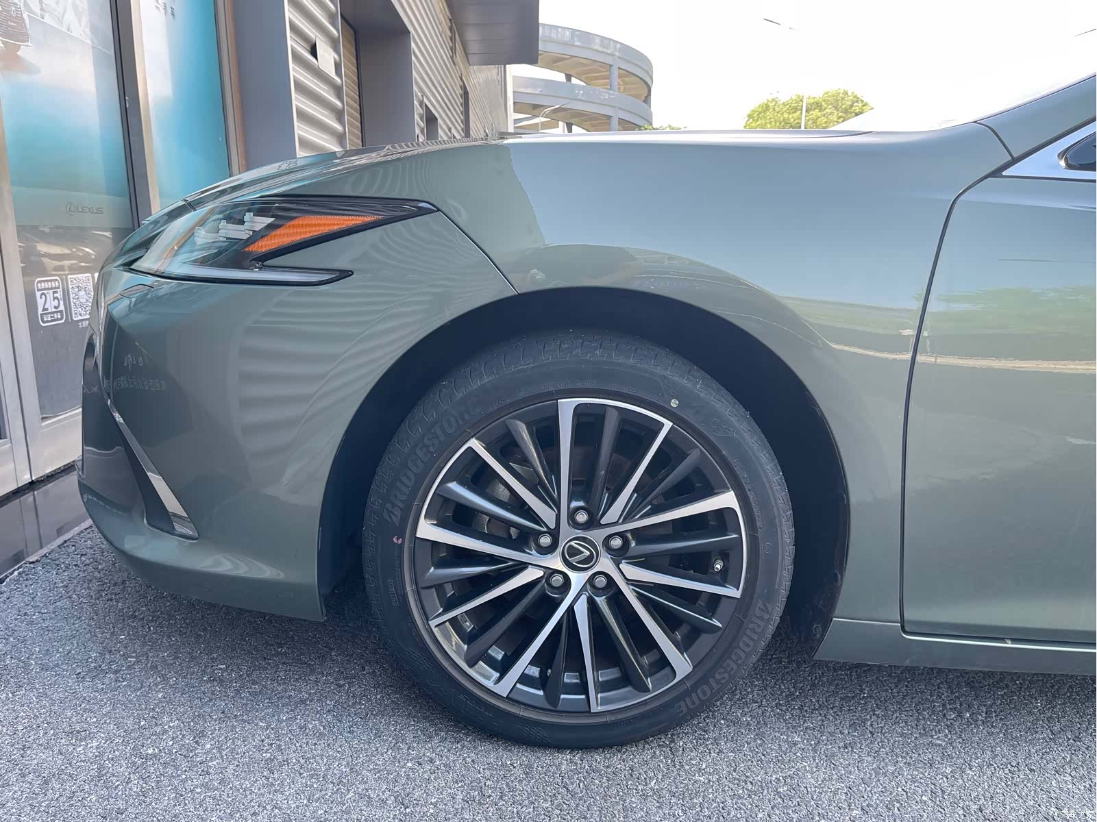 Lexus ES, 2023 24