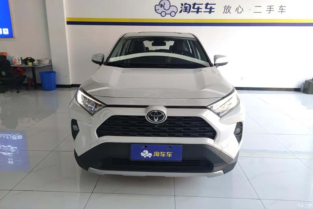 Toyota RAV4, 2021 2