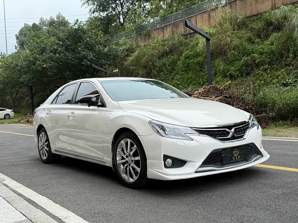 Toyota Reiz Toyota Reiz