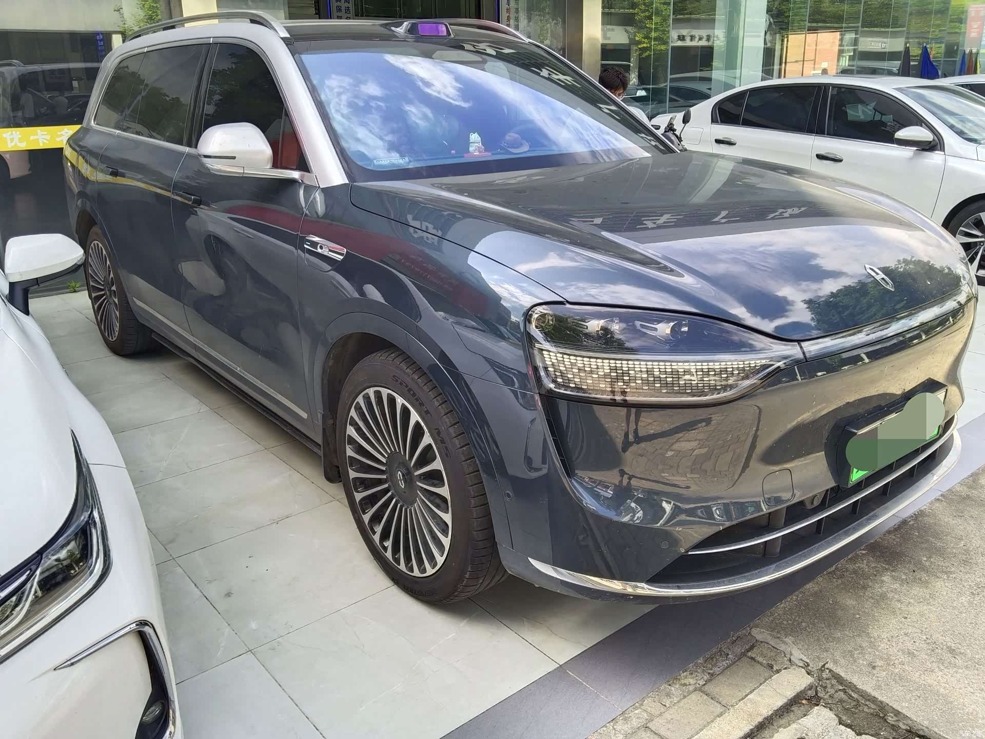 AITO M9, 2024 4