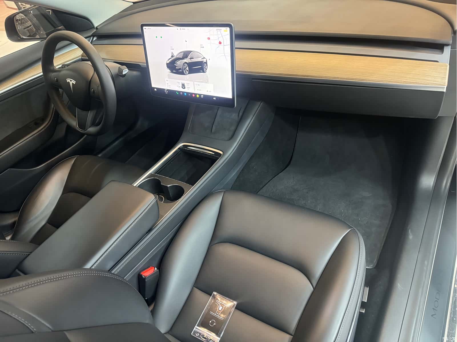 Tesla Model 3, 2023 11