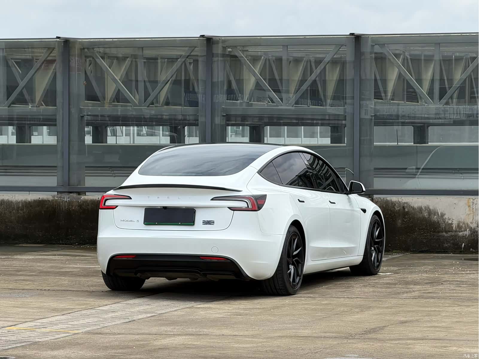 Tesla Model 3, 2024 7