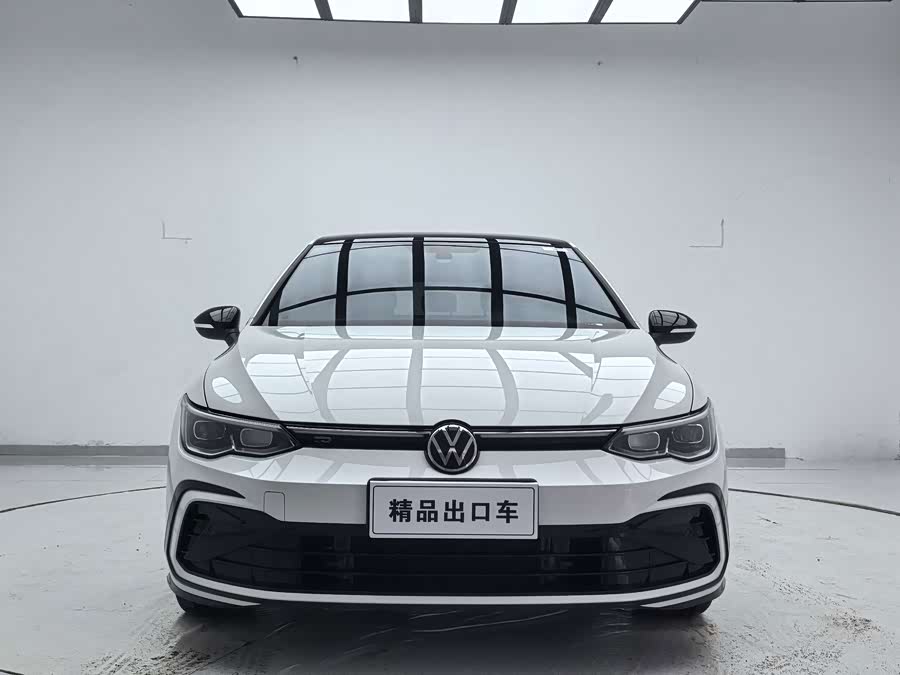 Volkswagen Golf 2023, фото 2