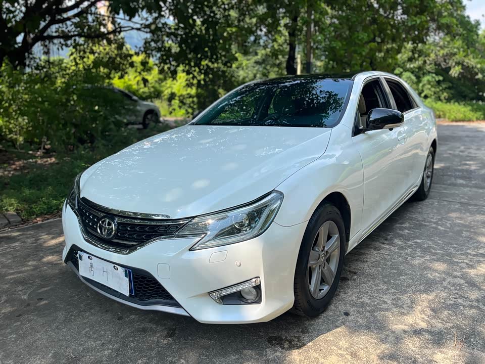 Toyota Reiz Toyota Reiz