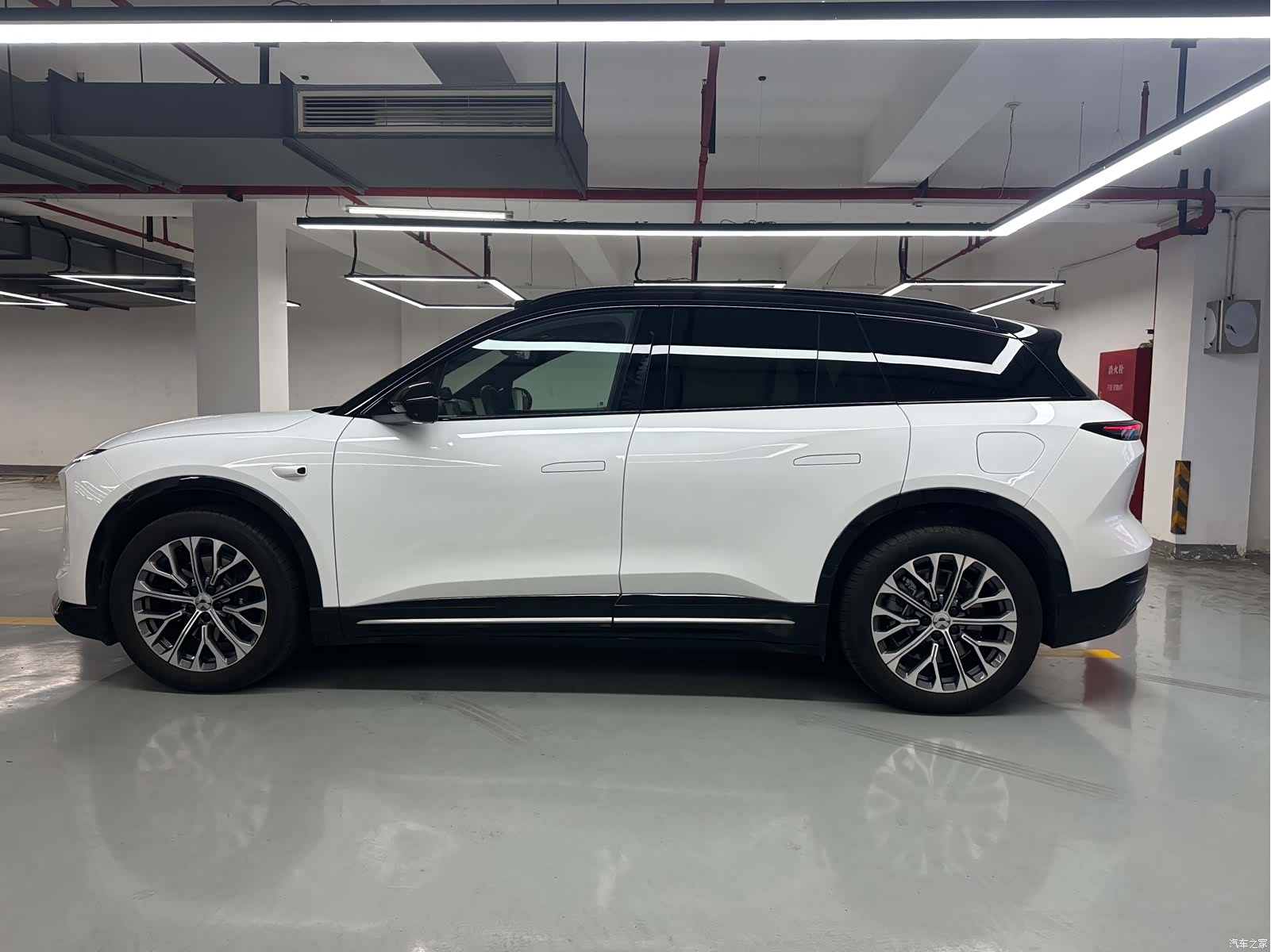 NIO ES6, 2025 8