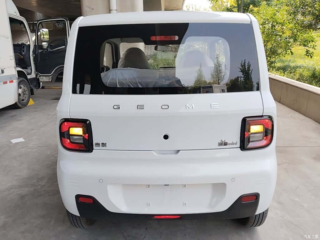 Geely Panda, 2026 4