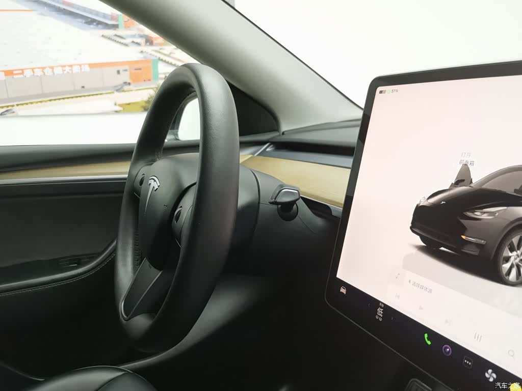 Tesla Model Y, 2022 22
