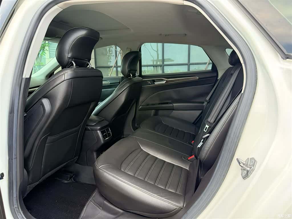 Ford Mondeo, 2016 16