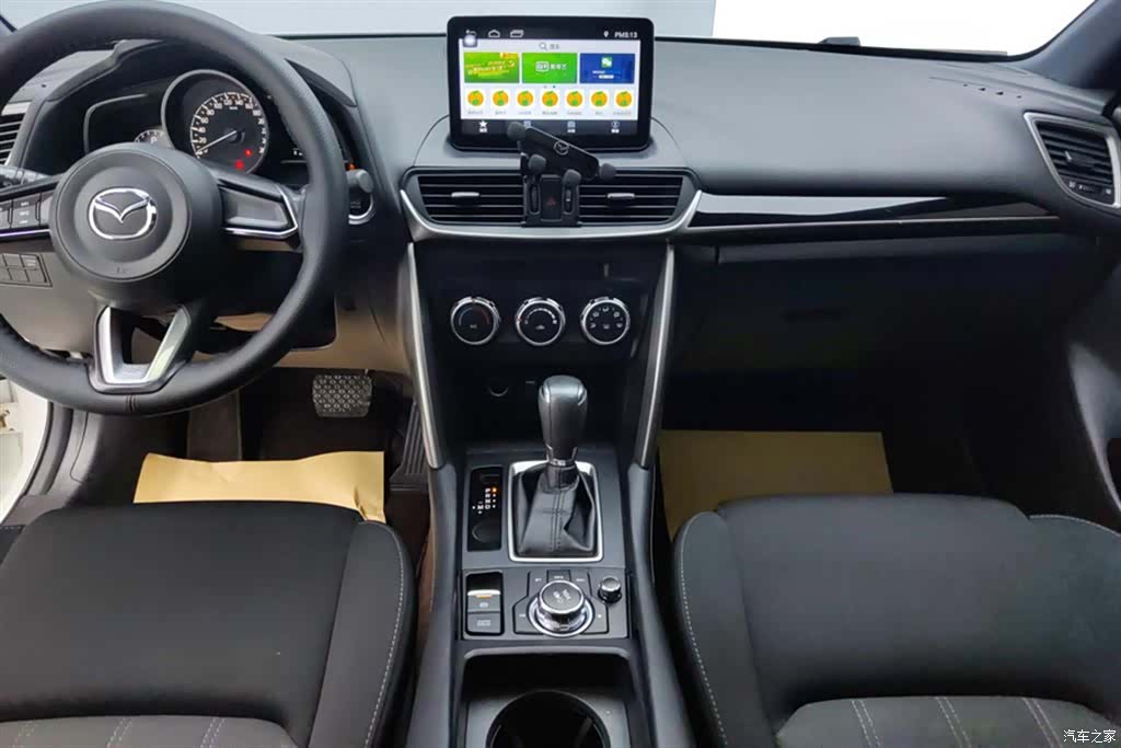 Mazda CX-4, 2018 13