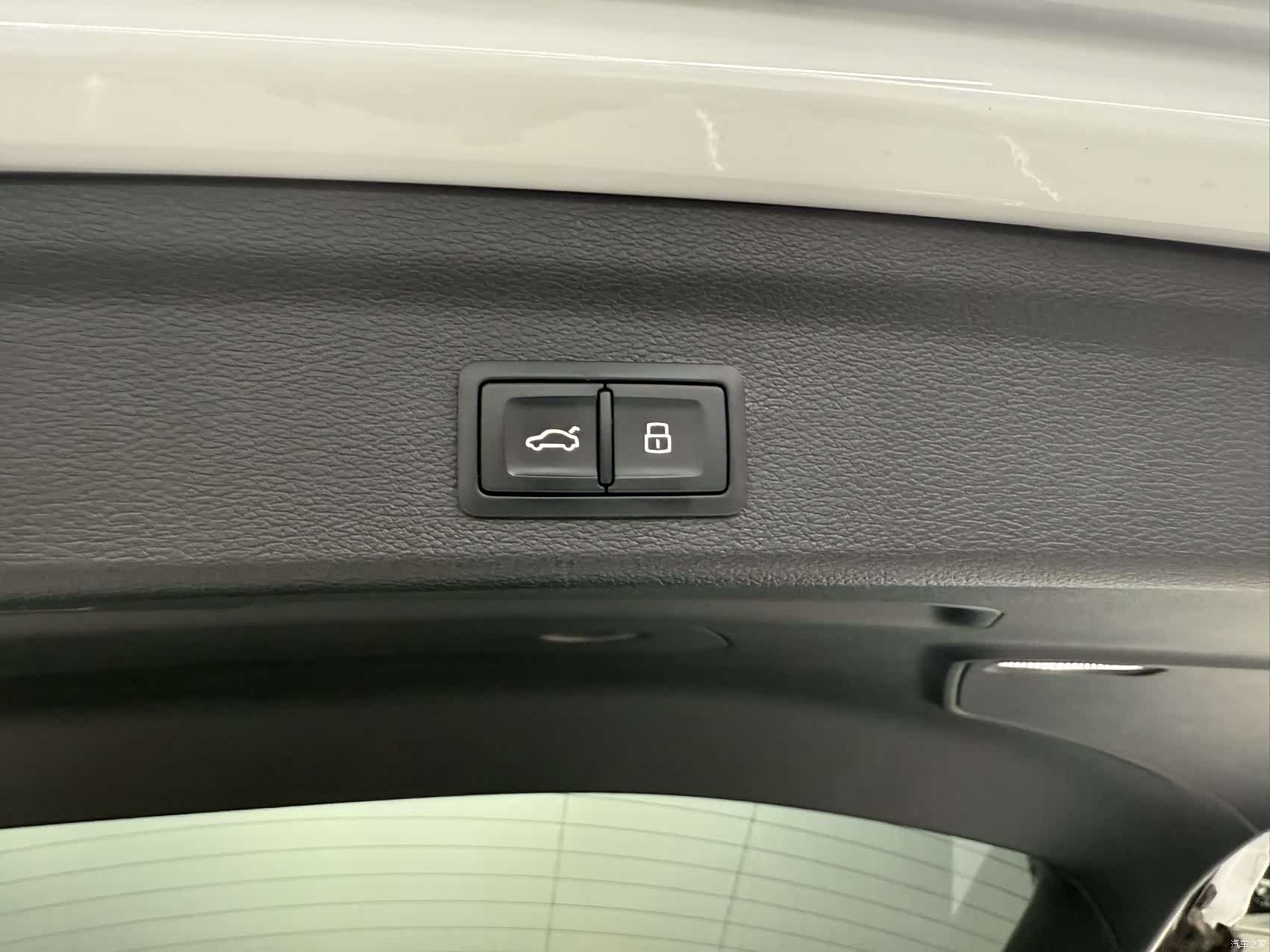 Audi Q3, 2023 16