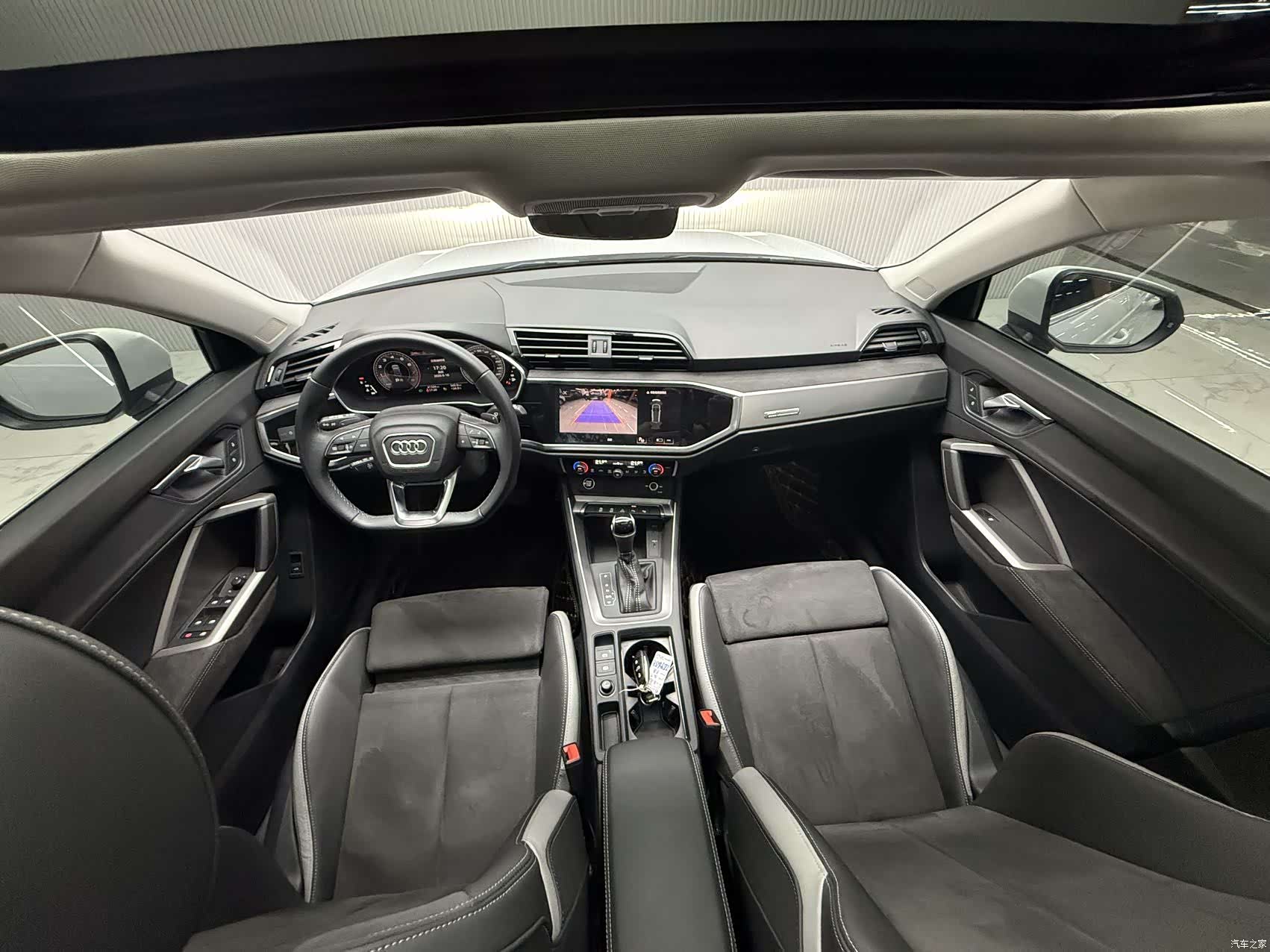 Audi Q3, 2023 17