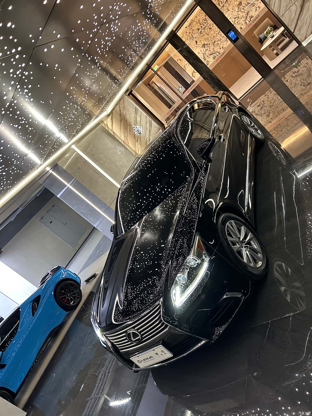 Lexus LS, 2015 3
