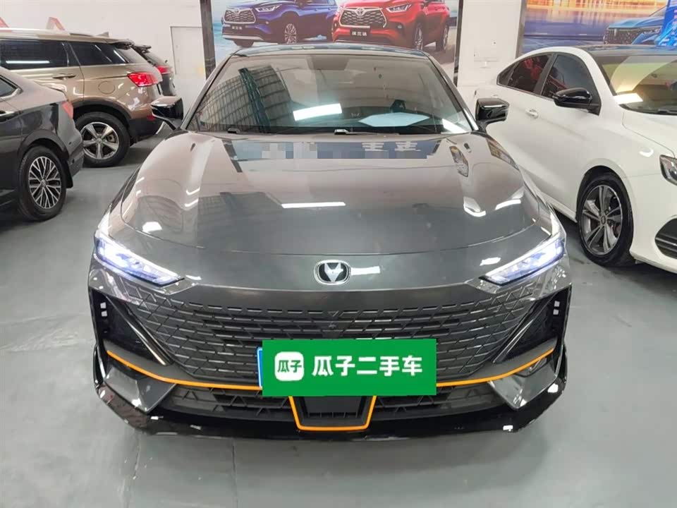 Changan UNI-V