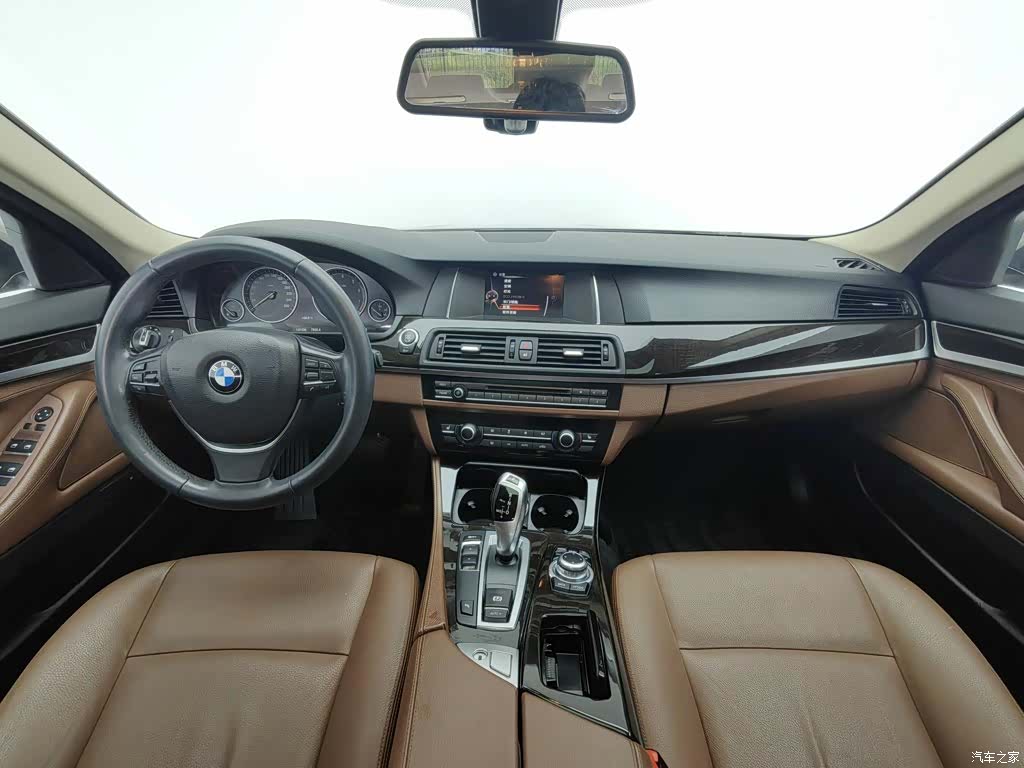 BMW 5 Series, 2016 все фото