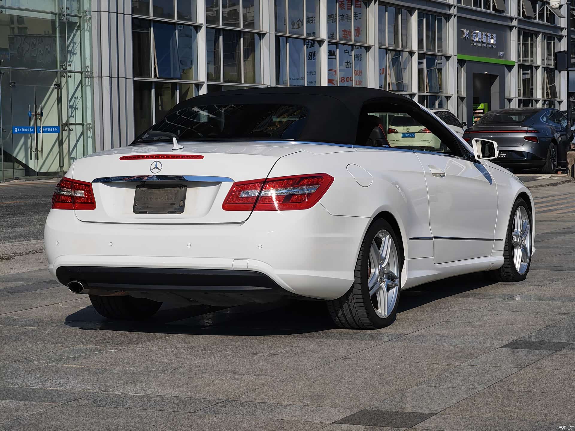 Mercedes-Benz E-Class, 2013 3